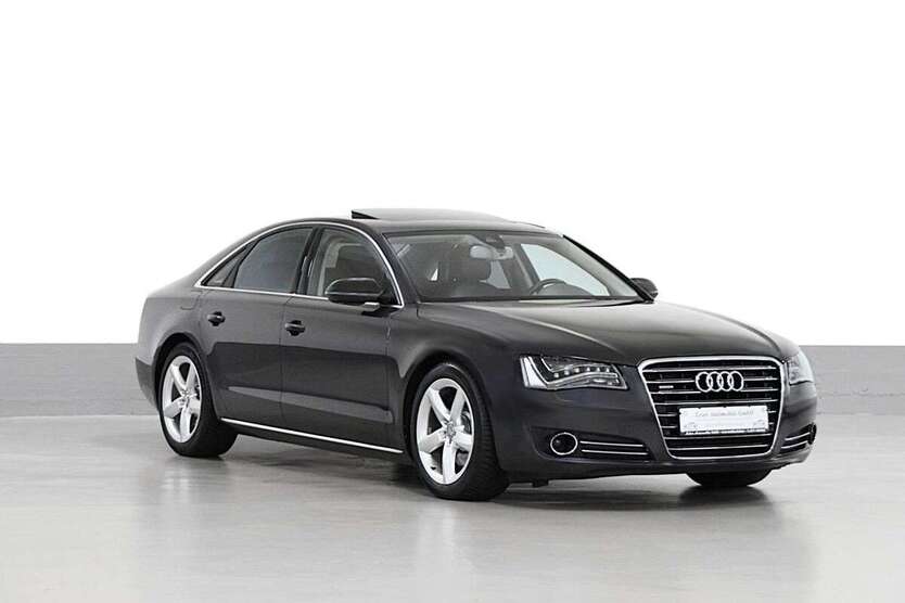 Audi A8 65.153 km 28.990 € Düsseldorf 40597