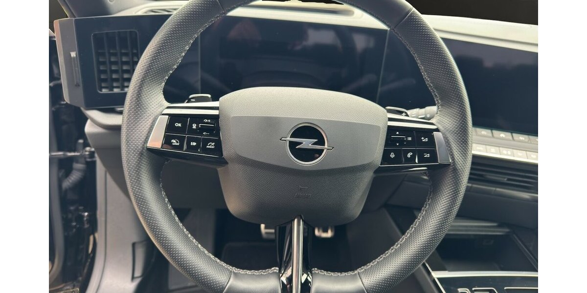 Opel Astra L GS Lim.5 *AHK/Head-up/Navi/LED/Winterpaket 22.360 km 21.480 &euro; Bamberg 96052