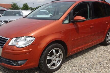 VW Touran 159.663 km 2.300 € Dresden 01219