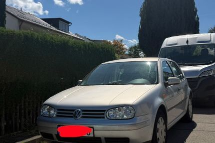 VW Golf 90.000 km 2.700 &euro; Kempten 87437
