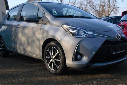 Toyota Yaris 52.695 km 11.000 &euro; Falkensee 14612