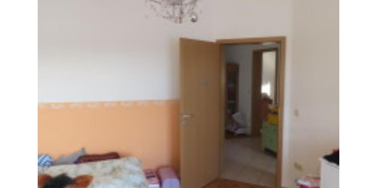 Doppelhaushälfte Trostberg - 7 Zimmer, 160 m&sup2;, 1.250&euro; | Angebot:24728919