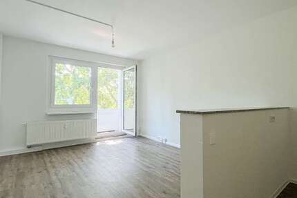 Wohnung Chemnitz Kappel - 4 Zimmer, 69 m&sup2;, 360&euro; | Angebot:27127476