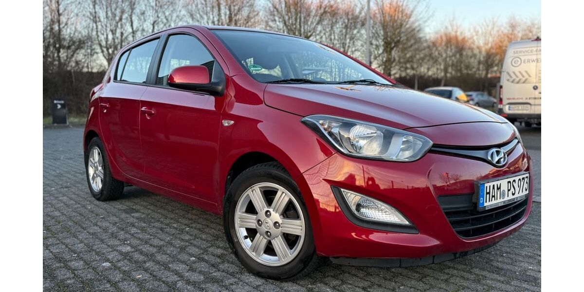 Hyundai i20 152.000 km 5.300 &euro; Hamm 59065