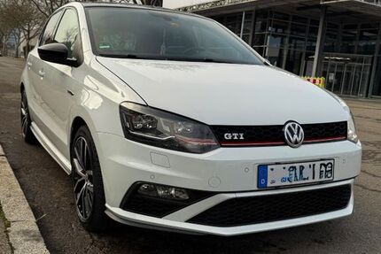 VW Polo 64.200 km 15.500 &euro; Althengstett 75382