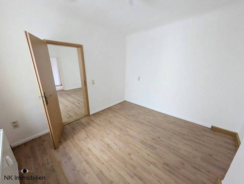 ++ wunderschöne 3-Raum Wohnung auf dem Waldenburger Markt - Ihr neues Zuhause wartet auf Sie ++