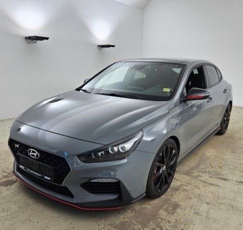 i30