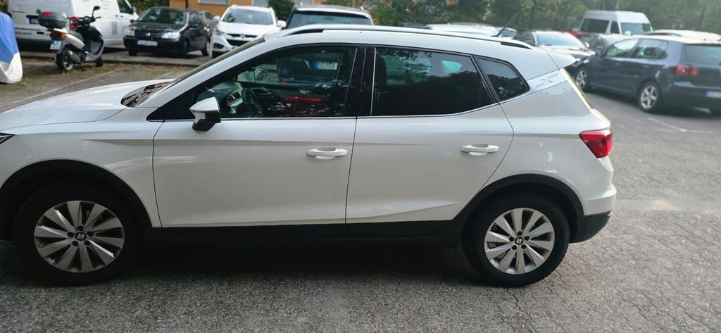 Seat Arona 98.000 km 11.500 &euro; Rüsselsheim 65428