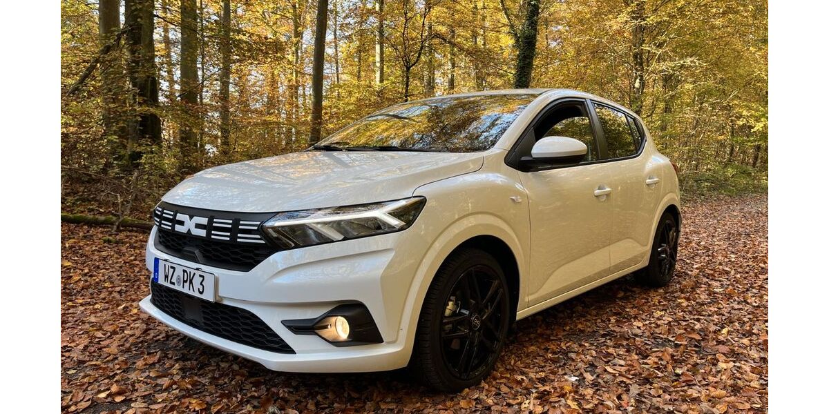 Dacia Sandero 49.000 km 14.900 &euro; Solms 35606