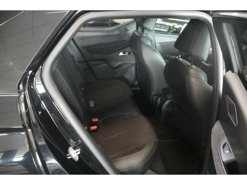 DS Automobiles DS3 Crossback E-Tense Performance Line 37.375 km 15.980 € Euskirchen 53881