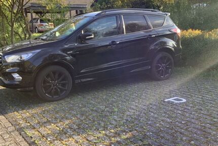 Ford Kuga 78.000 km 14.990 &euro; Urbar 56182