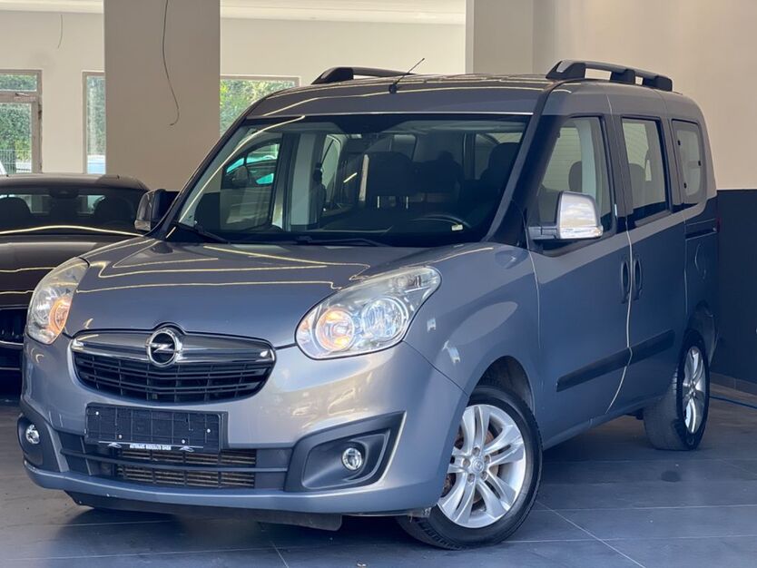 Opel Combo 226.000 km 4.490 € Alfter bei Bonn 53347