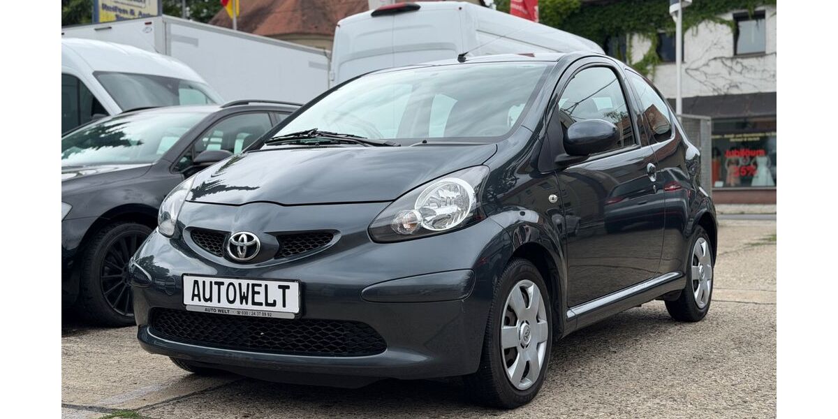 Toyota Aygo (X) 59.679 km 3.290 &euro; Berlin 12623