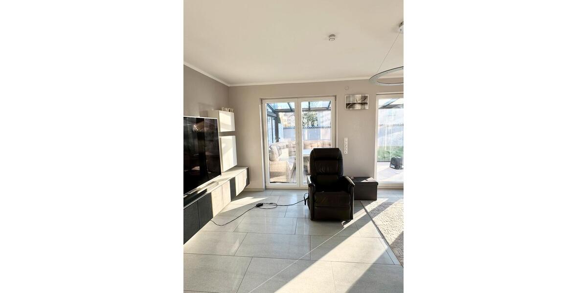 Reihenhaus Königsbrunn - 6 Zimmer, 148 m&sup2;, 750.000&euro; | Angebot:26864401