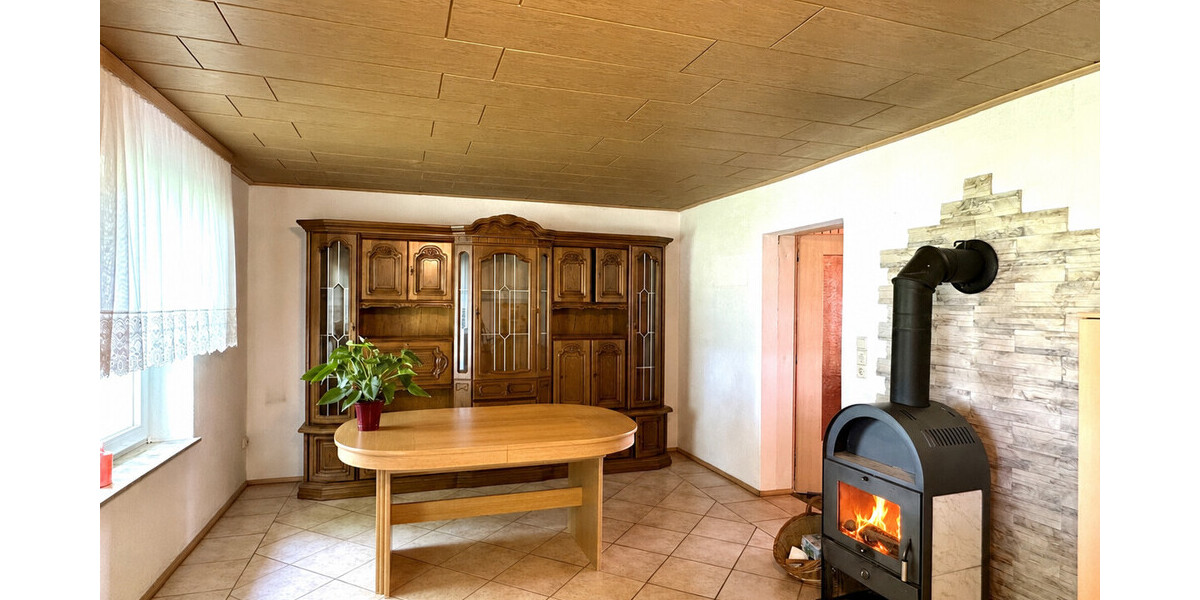 HORN IMMOBILIEN ++ großzügiges Wohnhaus mit Einliegerwohnung und Nebengelass in Ducherow - Mehrfamilienhaus, Wohnhaus Ducherow | Angebot:27248676