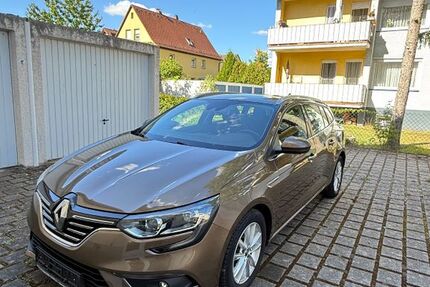 Renault Megane 112.672 km 10.499 € Nürnberg 90403