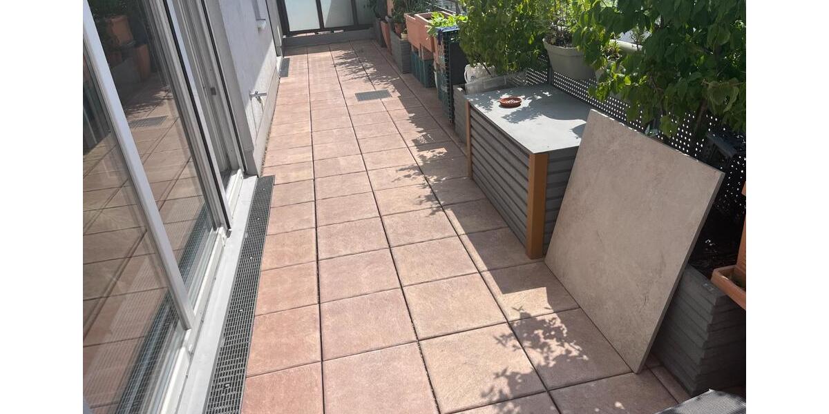 Dachgeschoßwohnung München Bogenhausen - 4 Zimmer, 112 m&sup2;, 1.180.000&euro; | Angebot:25943088