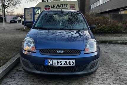 Ford Fiesta 83.000 km 2.700 &euro; Kiel 24146