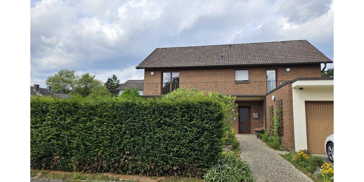 Freistehendes Einfamilienhaus in ruhiger Wohnlage mit Garten und Doppelgarage - Einfamilienhaus Königswinter Thomasberg | Angebot:25711630