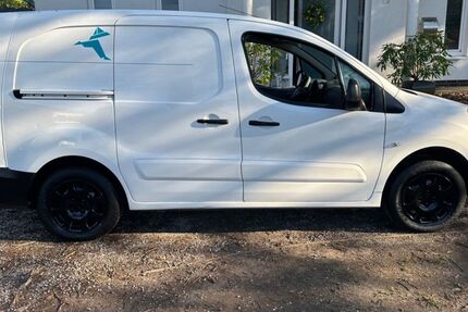 Peugeot Partner 206.000 km 2.980 &euro; Bremen 28755