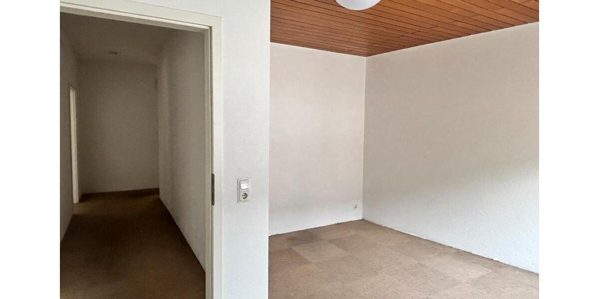 Mehrfamilienhaus, Wohnhaus Namborn - 8 Zimmer, 200 m&sup2;, 1.750&euro; | Angebot:26384356