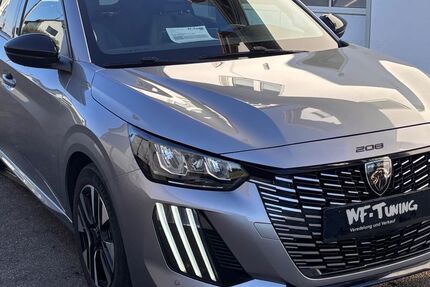 Peugeot 208 9.500 km 15.499 &euro; Bad Waldsee 88339