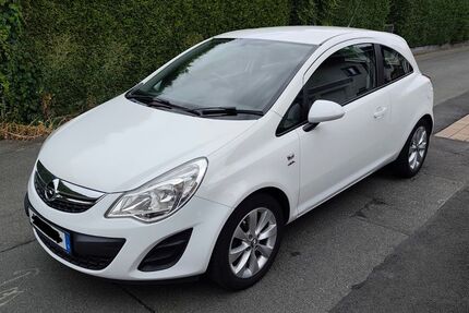 Opel Corsa 97.485 km 3.980 &euro; Paderborn 33106