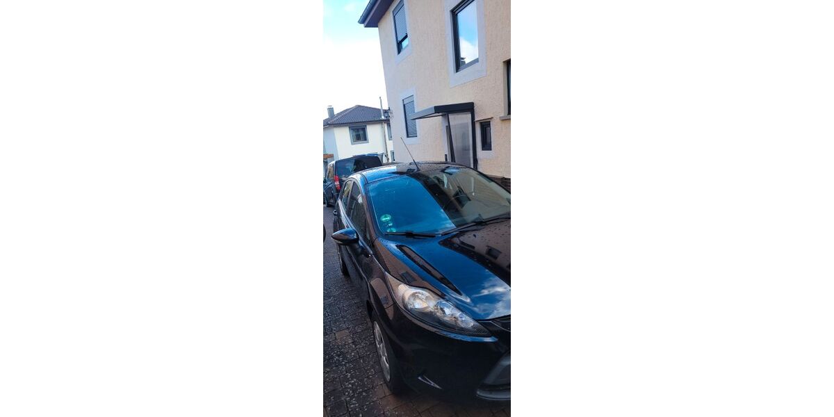 Ford Fiesta 122.000 km 3.800 &euro; pforzheim 75175