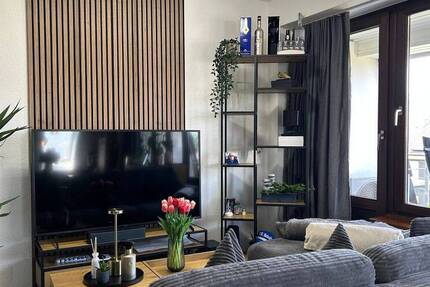KEINE MAKLERPROVISION! Renovierte 2-Zimmer-Wohnung mit Blick auf den Deich in Burhave!