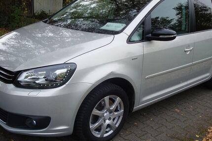 VW Touran 56.000 km 13.999 € Lorsch 64653