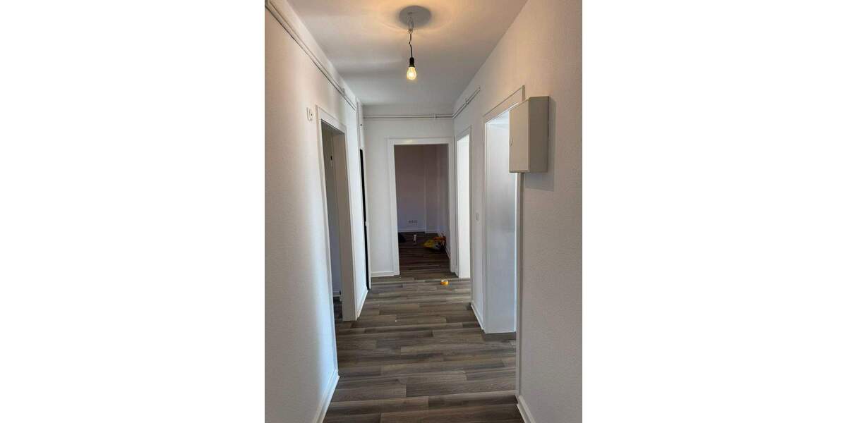 Etagenwohnung Hildesheim Mitte - 4 Zimmer, 100 m&sup2;, 850&euro; | Angebot:25563345