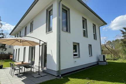 Haus Glienicke/Nordbahn Nordbahn - 5 Zimmer, 126 m&sup2;, 2.495&euro; | Angebot:25233352