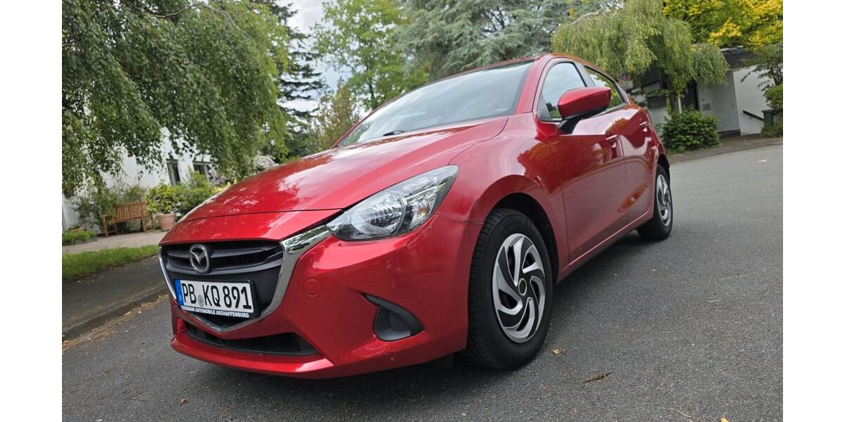 Mazda 2 86.000 km 8.800 &euro; Paderborn 33100