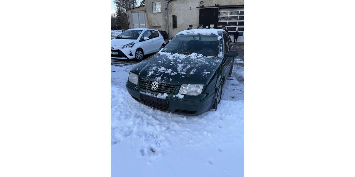 VW Bora 330.000 km 150 &euro; Schwanebeck 39397
