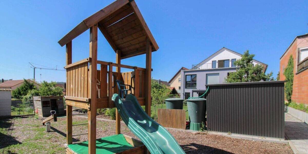 Etagenwohnung Goldbach - 4 Zimmer, 112 m&sup2;, 465.000&euro; | Angebot:26689244