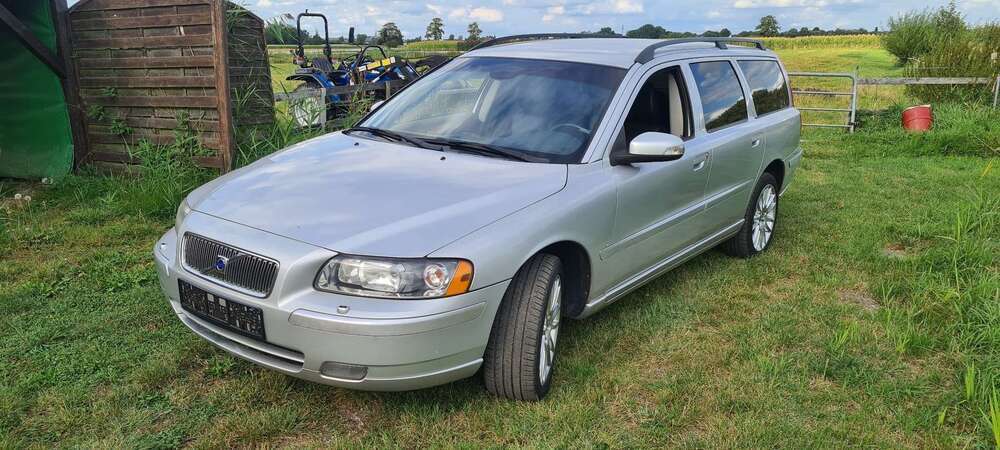 V70