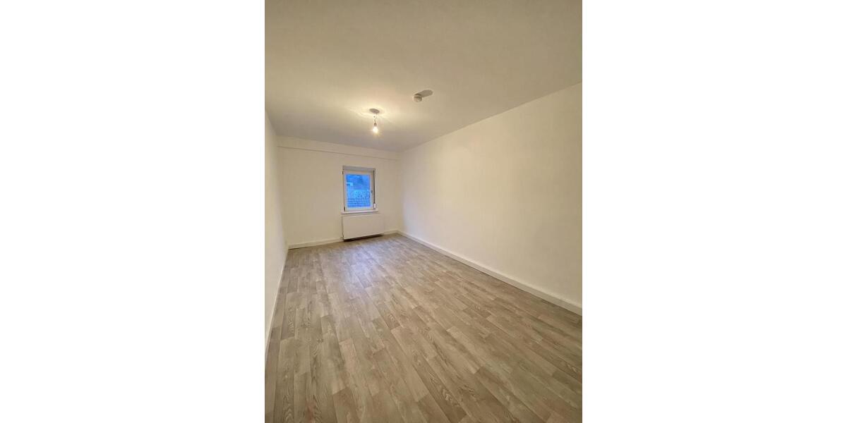 Etagenwohnung Ettlingen - 3 Zimmer, 80 m&sup2;, 1.090&euro; | Angebot:24831468