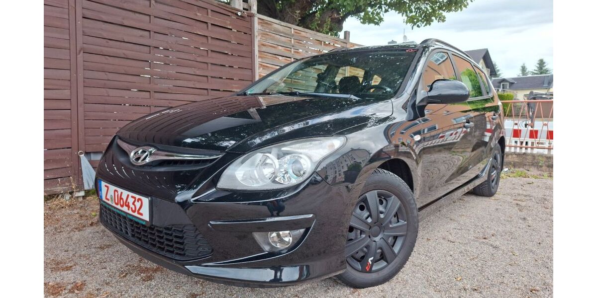 Hyundai i30 131.558 km 4.950 &euro; Limbach-Oberfrohna 09212