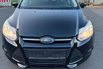 Ford Focus 65.600 km 6.499 &euro; Holzheim 65558