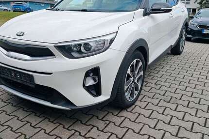 Kia Stonic 28.147 km 15.180 &euro; Altenburg 04600