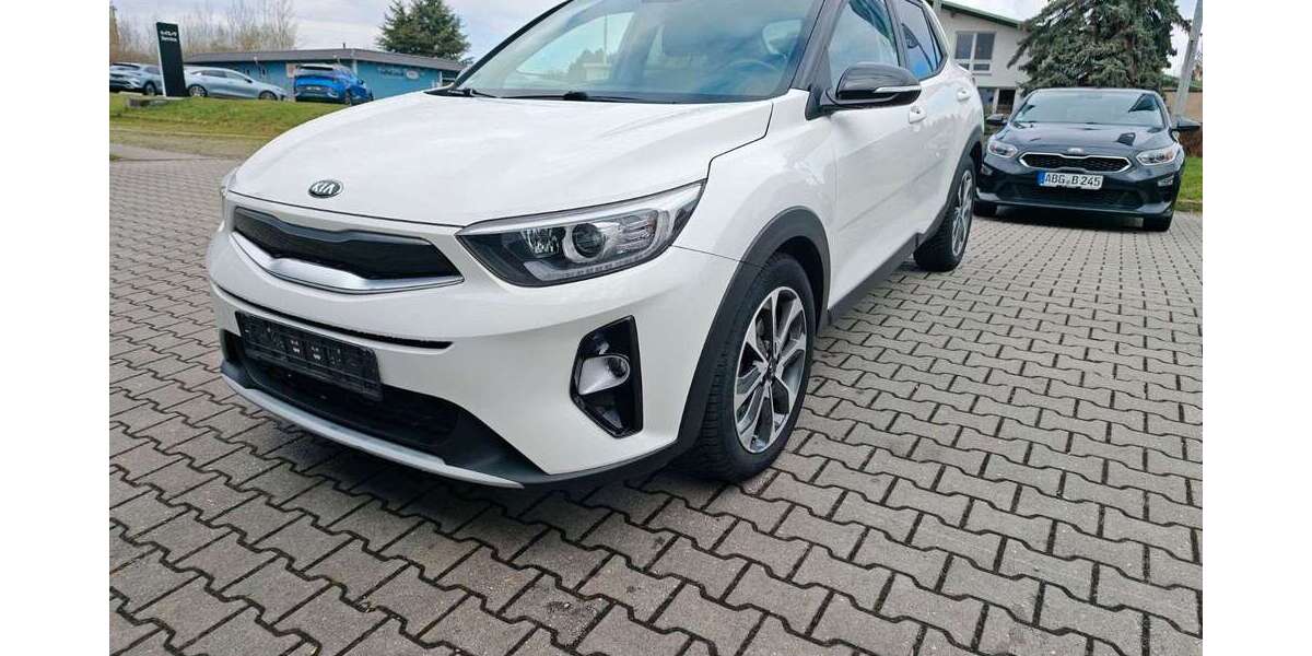 Kia Stonic 28.147 km 15.180 &euro; Altenburg 04600