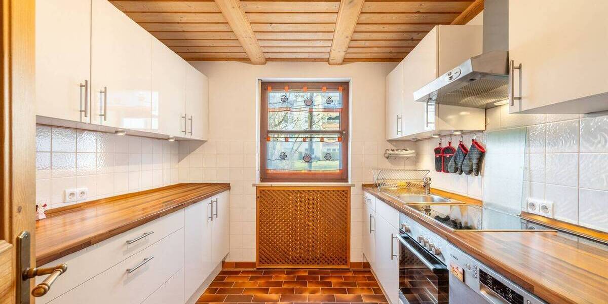 Reihenmittelhaus Kirchheim - 4 Zimmer, 164 m&sup2;, 750.000&euro; | Angebot:26358297