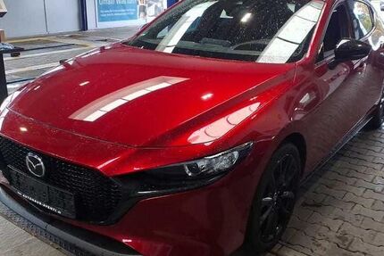 Mazda 3 44.400 km 19.600 &euro; Rinteln 31737
