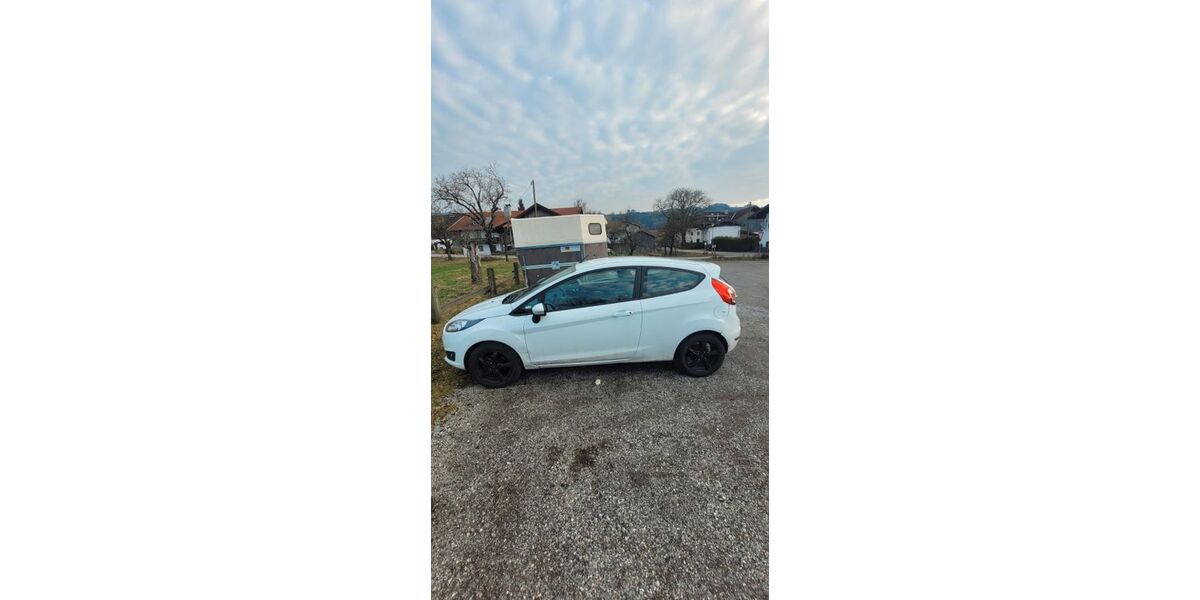 Ford Fiesta 150.000 km 2.300 &euro; Uffing 82449
