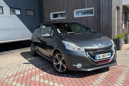 Peugeot 208 160.000 km 10.490 &euro; Kehl 77694