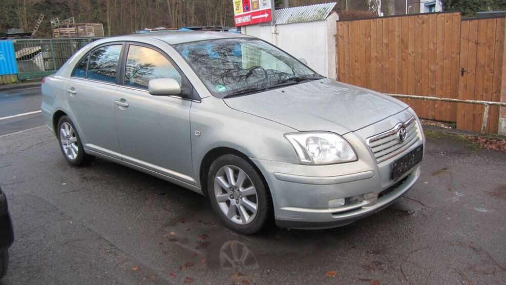 Avensis