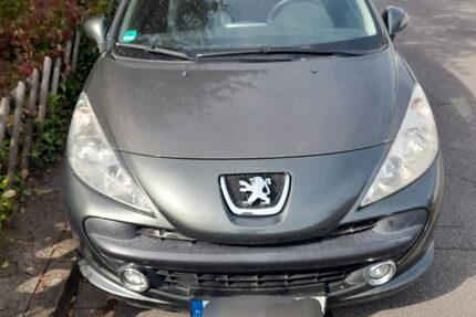 Peugeot 207 235.877 km 850 &euro; Peine 31228