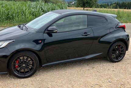 Toyota Yaris 11.000 km 34.000 &euro; Lorch 73547