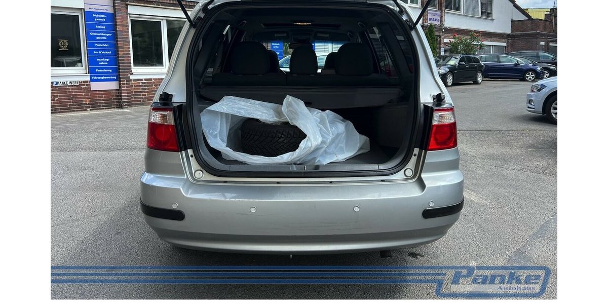 Kia Carens 2.0 16V EX Van*SchiebeD.*Klima*PDC*Bluet* 109.096 km 1.100 € Berlin 13187