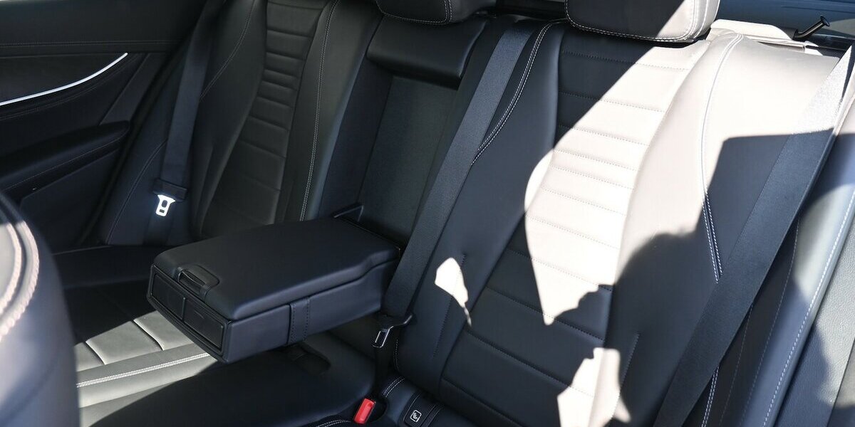 Mercedes-Benz E 400 dT 4M *AMG-Line* DSG Navi Pano 19Alu 199.000 km 31.300 &euro; Seevetal - Hittfeld 21218